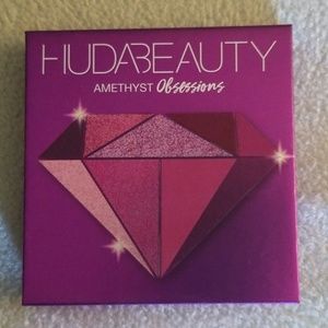 Huda Beauty Amethyst Obsessions Palette